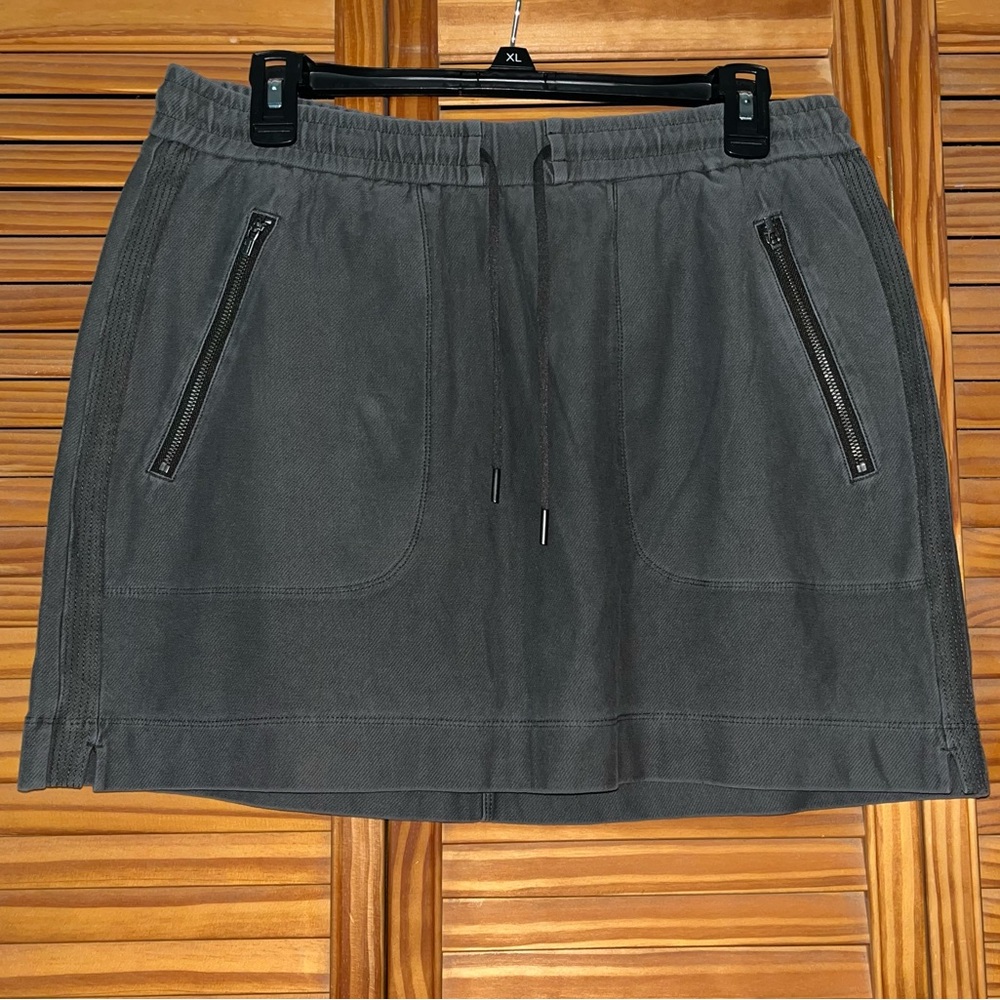 Athleta Farallon Gray Elastic Waist Drawstring‎ Skirt Size 8